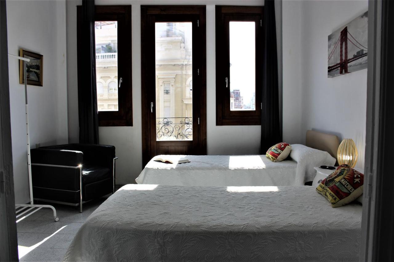 Torres De Valencia Apartments — Fotos 1